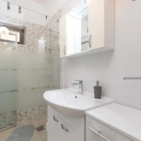 Apartment Dvi Ulike Labinci