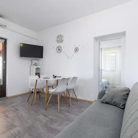 Apartment Dvi Ulike *