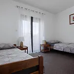 Dvi Ulike Appartement *
