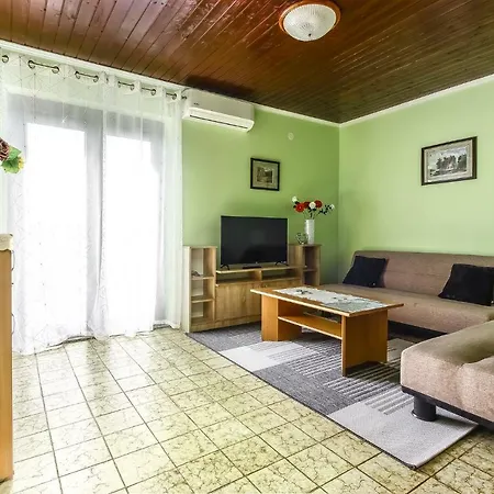 Apartment Dvi Ulike Labinci