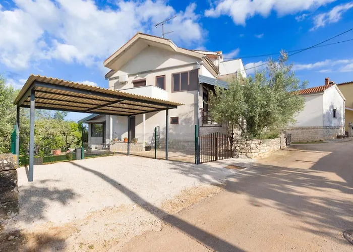 아파트 Dvi Ulike Labinci